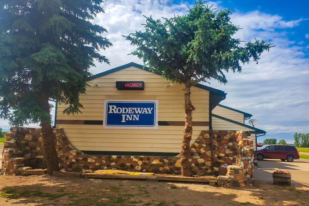 Rodeway Inn Gateway To Medora T-Roosevelt & Makoshika State Park Wibaux Dış mekan fotoğraf